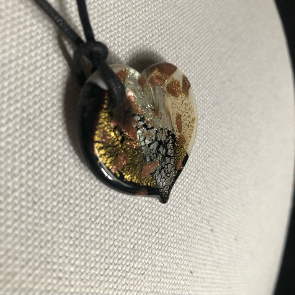 Murano Glass Heart Black & White with Gold, Silver, and Copper Crackle Glaze - Picture 5 of 12